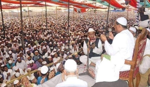 লাখো মুসল্লির অশ্রুসিক্তে শেষ হলো চরমোনাই বাৎসরিক মাহফিল