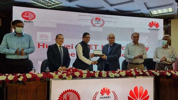 দেশে টেকনোলজি এক্সপার্ট গড়তে বুয়েটে অ্যাডভান্স কম্পিউটিং ল্যাব প্রতিষ্ঠা করা হবে: পলক