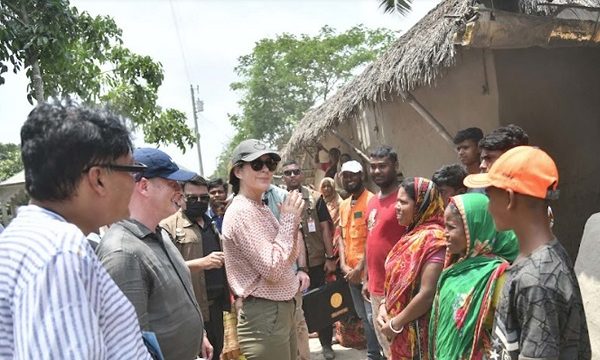 ডেনমার্কের ক্রাউন প্রিন্সেসের বাংলাদেশের দক্ষিণ-পশ্চিমাঞ্চলের উপকূলীয় এলাকা পরিদর্শন