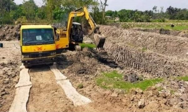 ডুমুরিয়ায় ভ্রাম্যমান আদালতে ১ লাখ টাকা জরিমানা