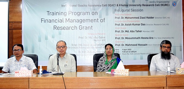 বৈশ্বিক অগ্রগতির সাথে আইনী শিক্ষার মানোন্নয়ন বাংলাদেশের জন্য একটি প্রধান চ্যালেঞ্জ