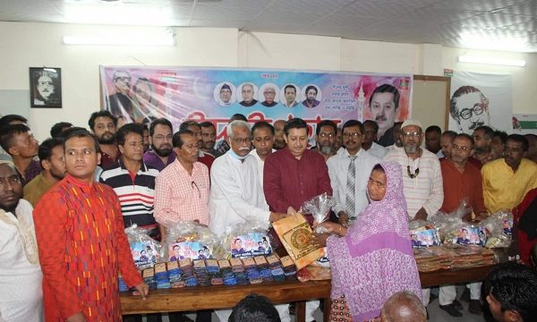 স্বেচ্ছাসেবক লীগের ঈদ উপহার কিছুটা হলেও অসহায় মানুষের মুখে হাঁসি ফোঁটাবে : সেখ জুয়েল এমপি