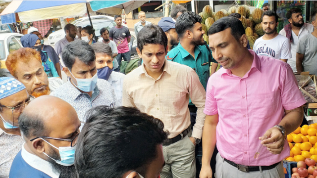 নগরীতে নিরাপদ খাদ্য নিশ্চিতে কেসিসি’র অভিযান