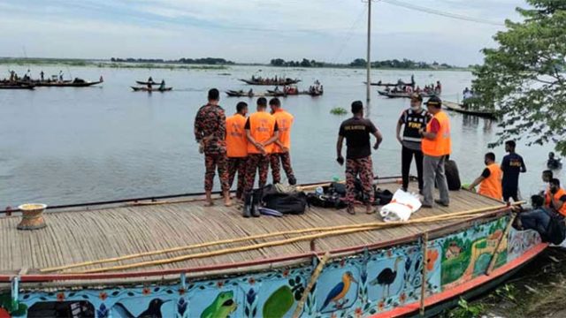 মেহেন্দিগঞ্জে ট্রলারডুবি, মা-মেয়ের মৃত্যু