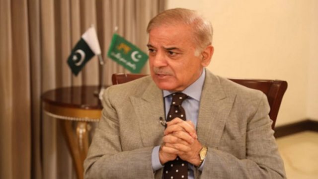 দায়িত্ব নিয়েই সাপ্তাহিক সরকারি ছুটি কমালেন শেহবাজ শরিফ