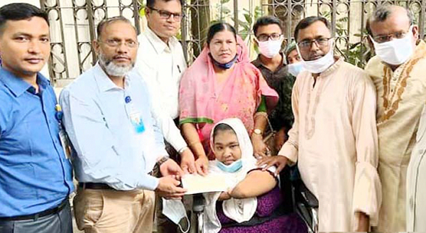 হাত পা বিহীন লিতুন জিরা পেল প্রধানমন্ত্রীর সহায়তা