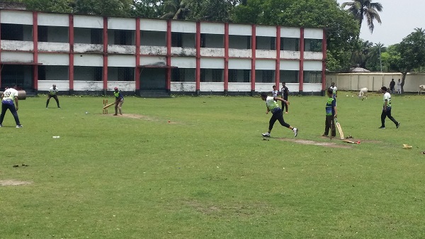 মাগুরায় এসএসসি ’৯৩ ও ’৯৭ ব্যাচের প্রীতি ক্রিকেট ম্যাচ অনুষ্ঠিত