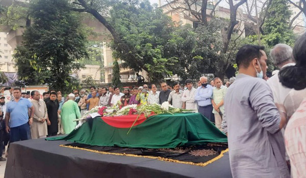 প্রেস ক্লাবে আবদুল গাফ্ফার চৌধুরীর দ্বিতীয় জানাজা অনুষ্ঠিত