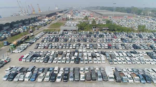 ২০২১-২০২২ অর্থ বছরে মোংলা বন্দরে রেকর্ড সংখ্যক গাড়ি আমদানি