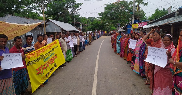 চিতলমারীতে যুবককে রাস্তা থেকে তুলে নিয়ে বর্বরোচিত নির্যাতন