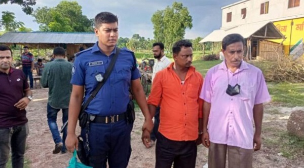 ডুমুরিয়ায় নকল ডায়মন্ডসহ দুই প্রতারক আটক