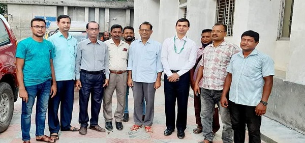 তালায় স্কাউটস ভবন নির্মাণের জমি দান করল উত্তরণ