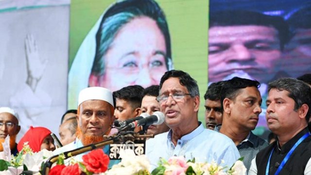 ধাক্কা দিয়ে বিএনপি সরকারকে সরাতে পারবে না : কৃষিমন্ত্রী