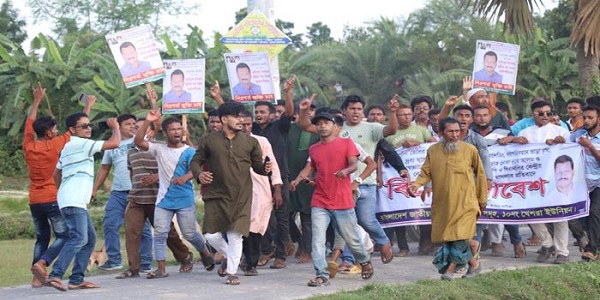 তালায় বিএনপির কেন্দ্রীয় কর্মসূচি ছাপিয়ে সাবেক এমপি হাবিবের মুক্তির দাবি