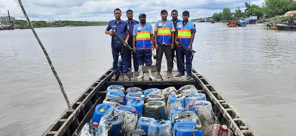 মোংলায় ড্রেজারে ডাকাতি, ৯৯৯-এ ফোনকলে মালামালসহ ১ জন আটক