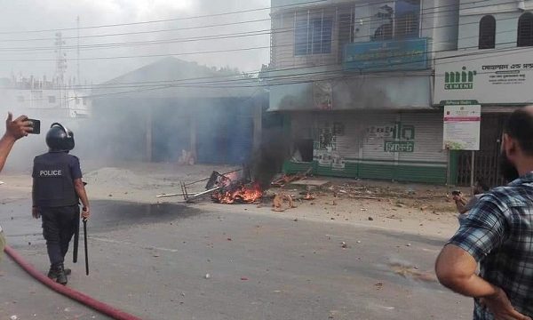 মাগুরায় বিএনপির সমাবেশে আওয়ামী লীগের হামলা