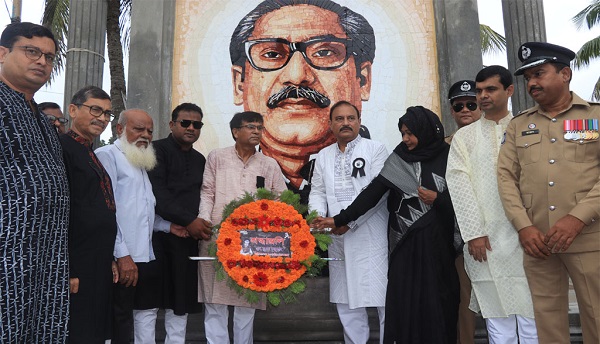 তালায় নানা কর্মসূচির মধ্য দিয়ে জাতীয় শোক দিবস পালিত