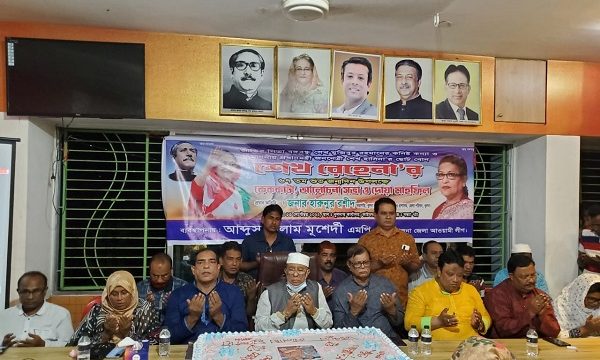 এমপি সালাম মূর্শেদীর আয়োজনে শেখ রেহানার জন্মদিন পালন