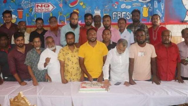 ১০নং ওয়ার্ড আওয়ামী লীগের উদ্যোগে শেখ হাসিনার জন্মদিন পালন