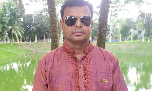 চিতলমারীতে জেলা পরিষদ সদস্য পদে আওয়ামী লীগের সমর্থন পেলেন টিটো সর্দার