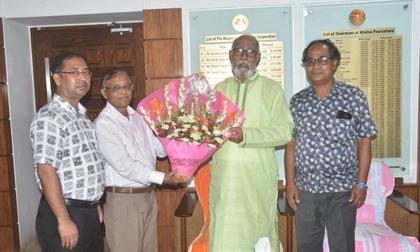 কেসিসি’র মেয়র এর সাথে কুয়েটের ভাইস-চ্যান্সেলরের সৌজন্য সাক্ষাৎ