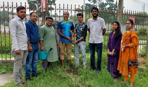 বৃক্ষরোপণের মধ্য দিয়ে ‘সপ্তক’ সামাজিক ও সাংস্কৃতিক সংগঠন’র যাত্রা শুরু