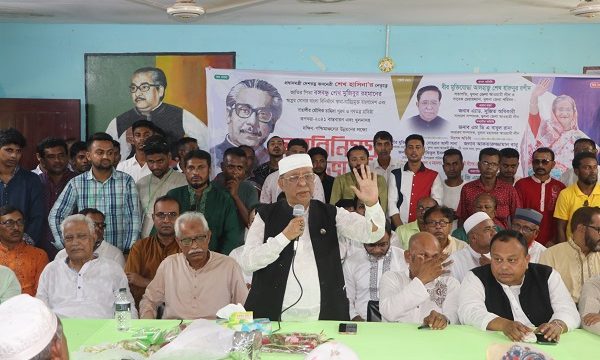 কয়রায় জেলা পরিষদ চেয়ারম্যান প্রার্থীর উপজেলা আওয়ামীলীগের সাথে মত বিনিময় সভা