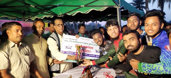 ১৭নং ওয়ার্ড কাউন্সিলর কাপ ফুটবল টুর্নামেন্টে দুরন্ত পার্টনার্স চ্যাম্পিয়ন