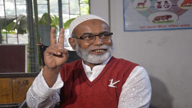 টানা দ্বিতীয় বারের মতো রসিক মেয়র মোস্তফা