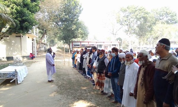 দৈনিক দেশসংযোগ পত্রিকার নির্বাহী সম্পাদকের মায়ের জানাজা ও দাফন সম্পন্ন