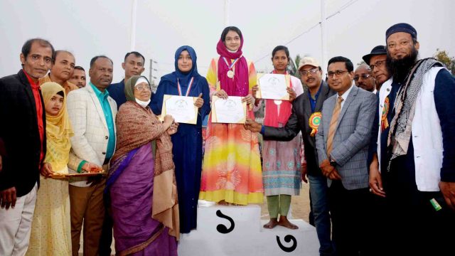 সুস্থভাবে জীবন যাপন করতে খেলাধুলার বিকল্প নেই : শ্রম ও কর্মসংস্থান প্রতিমন্ত্রী