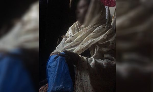 খুলনায় লঞ্চ ঘাট এলাকায় ফেন্সিডিলসহ নারী গ্রেফতার