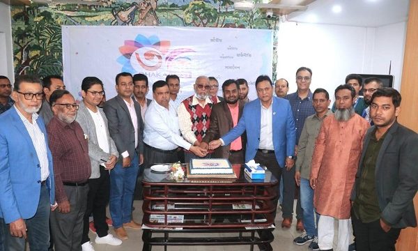 খুলনায় ঢাকা পোষ্টের দ্বিতীয় প্রতিষ্ঠাবার্ষিকী পালন