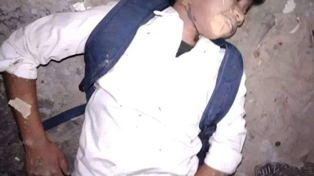 খুলনার ডুমুরিয়ায় কিশোর গ্যাংয়ের হাতে ৭ম শ্রেণীর শিক্ষার্থী খুন