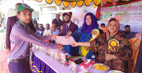 চিতলমারীর বড়বাড়িয়া মাধ্যমিক বিদ্যালয়ে বার্ষিক ক্রীড়া ও সাংস্কৃতিক প্রতিযোগিতা