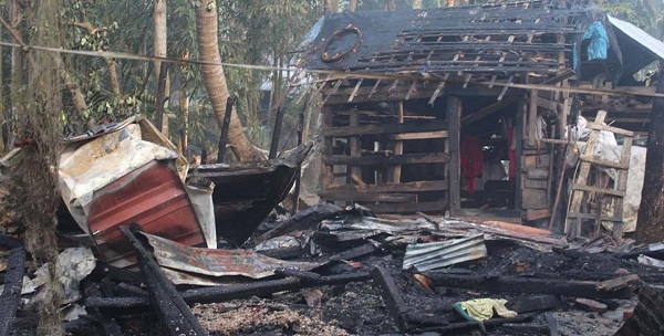 পিরোজপুরে আগুনে পুড়ে এক যুবকের মৃত্যু