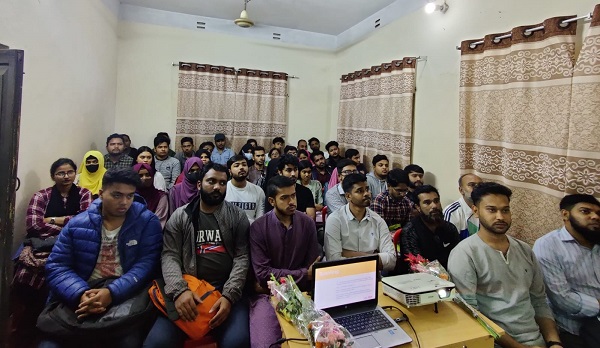 ইংলিশ মেইট এর আয়োজনে IDP IELTS ওপেন ডে অনুষ্ঠিত