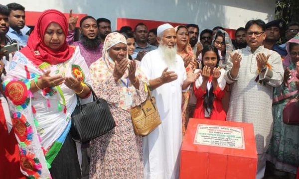 সন্ত্রাস ও মাদকমুক্ত সমাজ গড়তে শিক্ষার কোন বিকল্প নাই : সালাম মুর্শেদী এমপি