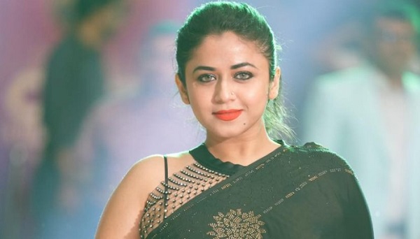 মা হচ্ছেন অভিনেত্রী ফারিয়া শাহরিন