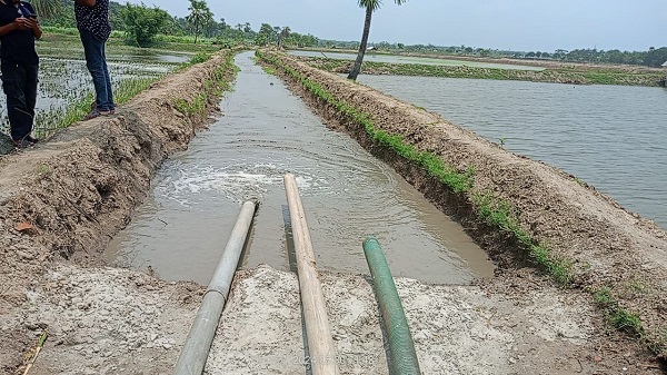 তালায় অবৈধভাবে বালু উত্তোলন বন্ধ করেছে উপজেলা সহকারী কমিশনার