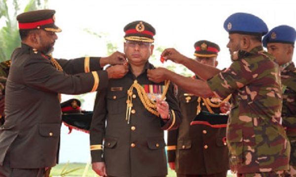 নতুন সেনাপ্রধান লেফটেন্যান্ট জেনারেল ওয়াকার-উজ-জামান