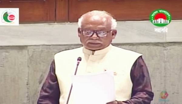 টেকসই বেড়িবাঁধ, সুপেয় পানি নিশ্চিত ও লবণ পানি নিয়ন্ত্রণ করতে হবে : সংসদে এমপি রশীদুজ্জামান,