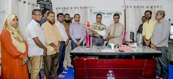 খুলনা পিআইডি’র দায়িত্বভার গ্রহণ করলেন ম. জাভেদ ইকবাল