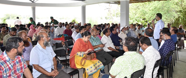 খুবিতে শিক্ষক-কর্মকর্তা ও কর্মচারীদের সর্বাত্মক কর্মবিরতি অব্যাহত