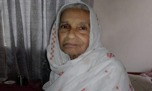 তালায় রত্নাগর্ভা মা ছকিনা খাতুনের দাফন সম্পন্ন