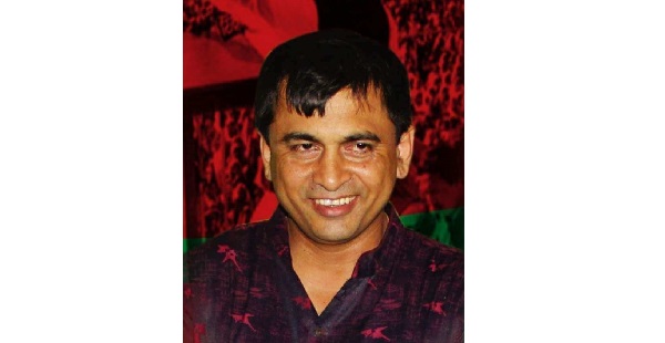 খুলনায় ইউপি চেয়ারম্যানকে গুলি করে হত্যা জানাজা সম্পন্ন