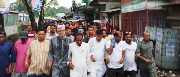 তালায় সহিংসতার প্রতিবাদে আওয়াম লীগের বিক্ষোভ মিছিল ও শান্তি সমাবেশ