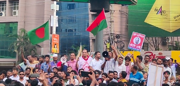 খুনি হাসিনার ফাসির দাবিতে খুলনা মহানগর যুবদলের বিক্ষোভ কর্মসূচি করেন নাজমুল হুদা চৌধুরী সাগর