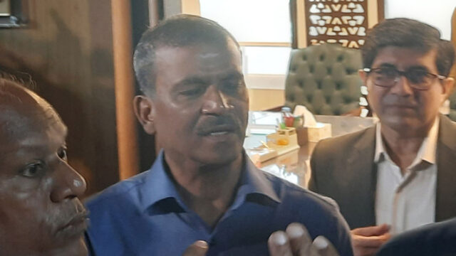 প্রধান বিচারপতি আচরণবিধি লঙ্ঘন করেছিলেন : আসিফ নজরুল