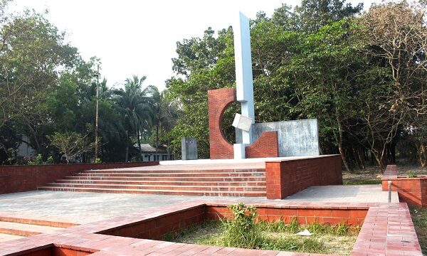 আগামীকাল খুলনা বিশ্ববিদ্যালয় দিবস শিক্ষা কার্যক্রমের ৩৪ বছর পূর্তি